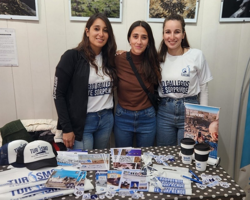 Promocionan atractivos de Río Gallegos en El Chaltén. 