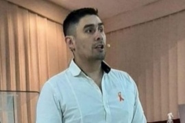Oscar Berón: “En Santa Cruz tenemos un suicidio cada diez días”