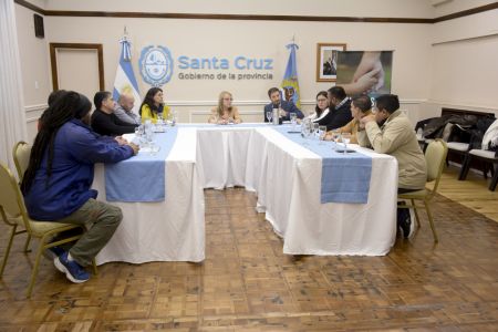 Alicia Kirchner recibió a representantes gremiales de YCRT