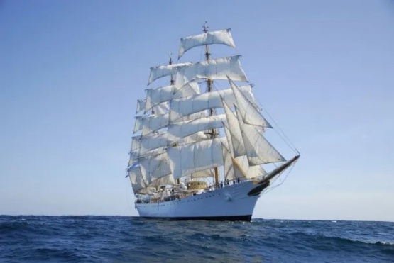 La Fragata Libertad llegará a Mar del Plata este fin de semana para realizar una parada técnica