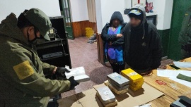 Secuestran más de 149 kilos de cocaína ocultos en el falso techo de una camioneta