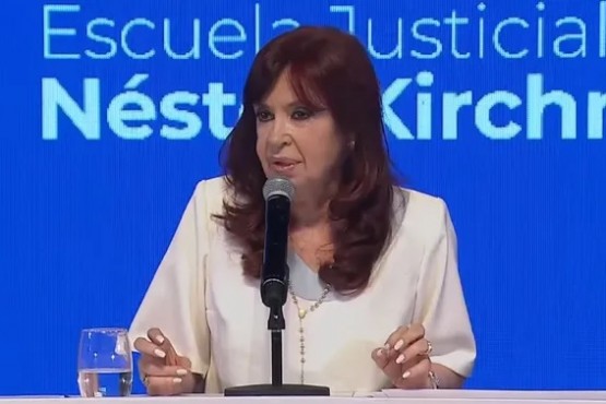 Cristina Kirchner cruzó a un exrepresentante del FMI: 