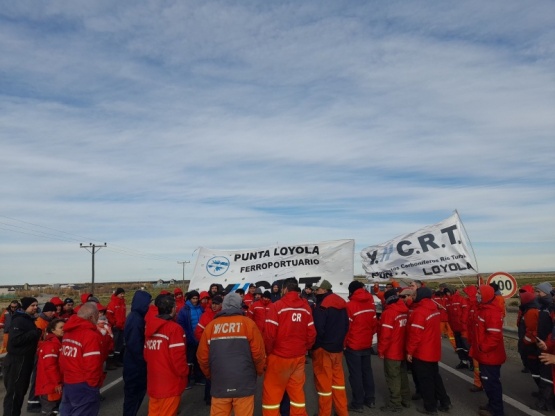 Con corte de ruta, continúa el plan de lucha de los trabajadores de YCRT