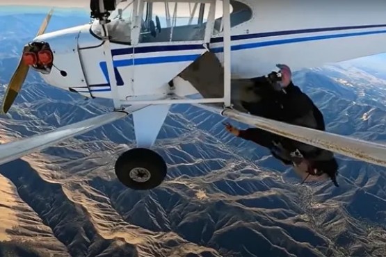 Un youtuber podría ir 20 años preso tras estrellar su avión sólo para tener vistas