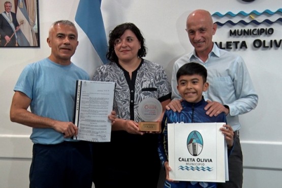 Fernando Cotillo recibió a Santiago Rearte campeón de la Copa Mundial World Skate 2023 