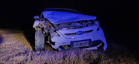 Detienen a un menor que chocó dos autos y huyó