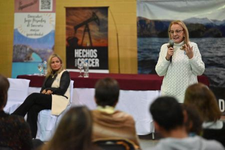 Alicia Kirchner: “La llave del desarrollo de este magnífico lugar la tienen sus habitantes”