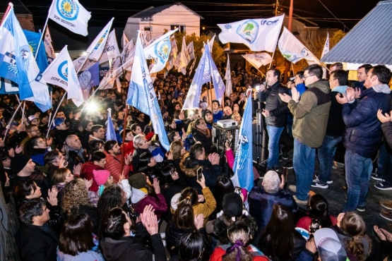 Se inauguró el local “Agrupación Peronista de los Barrios”