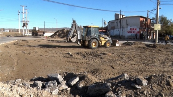 Avanza la obra en la rotonda del barrio 8 de Julio