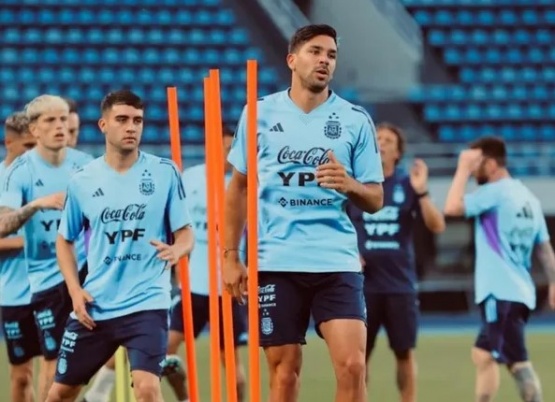 El equipo de Lionel Scaloni enfrenta a Australia