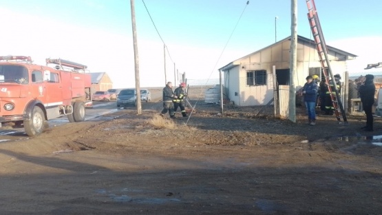 Incendio consumió una casa