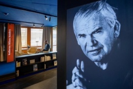 Murió el escritor Milan Kundera, autor de "La insoportable levedad del ser"