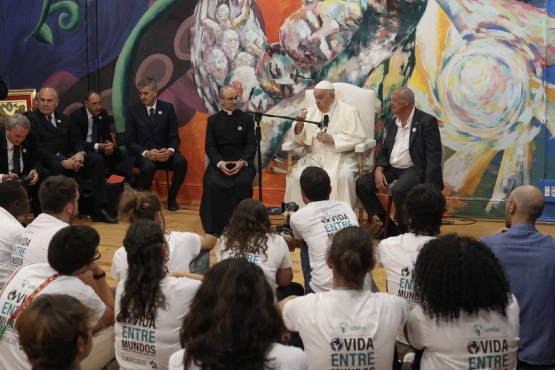 Alrededor de 500.000 fieles aclamaron al papa Francisco en Portugal