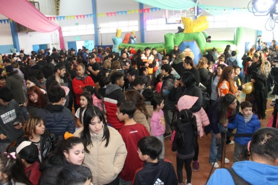 Multitudinario festejo de las infancias en el 17 de octubre