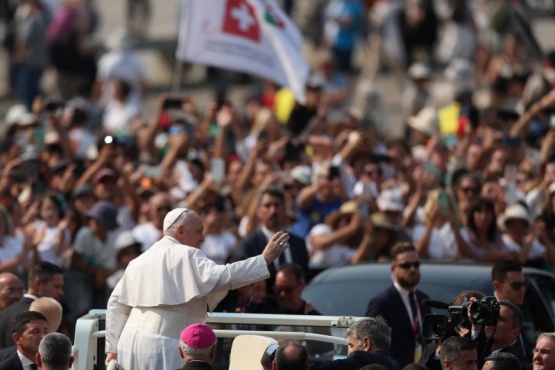 El Papa cerró el festival de la juventud y compartió el sueño de paz de un 