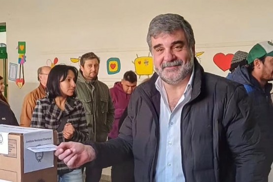 Daniel Gardonio votó en Puerto San Julián