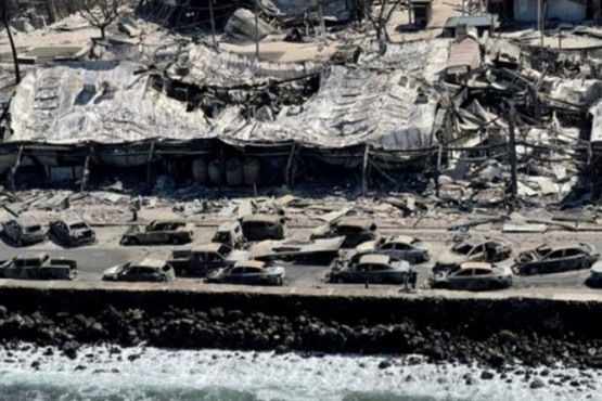 Incendio en Hawai deja 99 muertos pero autoridades alertan que podrían ser el doble