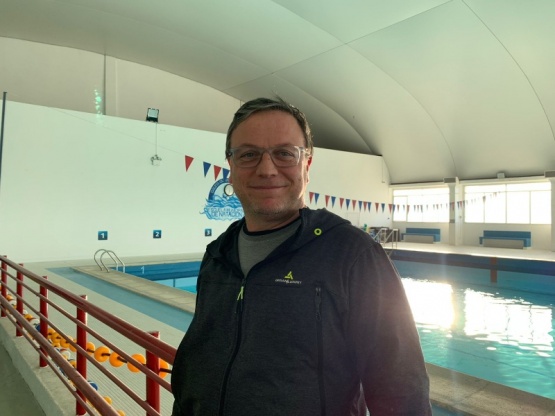 Tras las mejoras reabre el natatorio municipal de Caleta Olivia