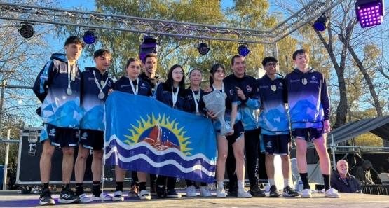 Las chicas de Hispano le dieron el Oro a Santa Cruz