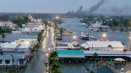 Idalia tocó tierra en Florida con marejadas catastróficas y vientos dañinos de 205 km/h
