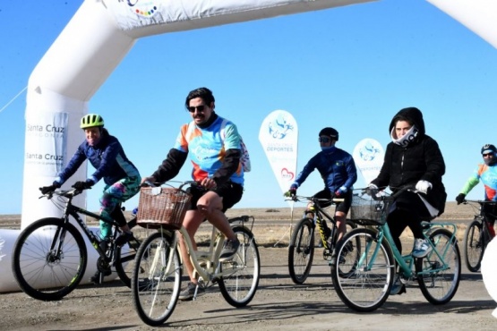 “Santa Cruz recorre”: realizaron una gran jornada de cicloturismo con mirada inclusiva