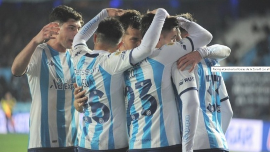 Racing venció a Estudiantes de La Plata y quedó en la cima de la Zona B