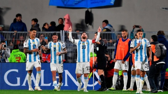 Argentina venció a Ecuador con gol de Messi, que alcanzó un récord en Eliminatorias