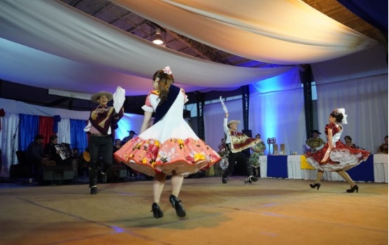 Primer campeonato regional de cueca en Río Verde