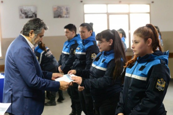 Finalizó una nuevo curso del CEDoP de la Policía de Santa Cruz 