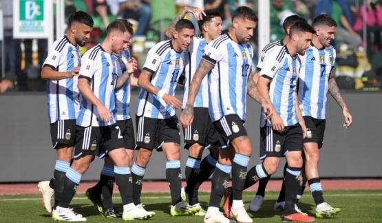 Sin Messi, la Selección argentina goleó a Bolivia en la altura de La Paz