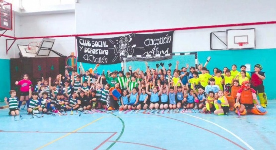 Chicos y chicas disfrutaron de un fin de semana a pura competencia en la Villa Cordillerana.