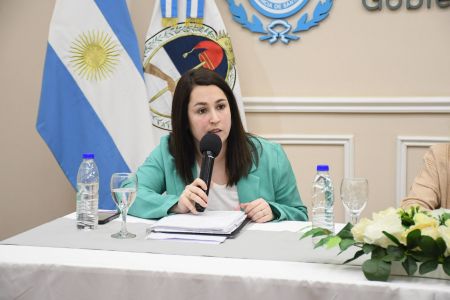 Belén García: “Vamos a aumentar la Tarjeta Social Santacruceña en un 50 por ciento”