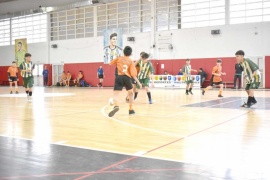 Avanzan las instancias de la Copa Oro y Copa Plata de la Liga Municipal de Futsal infantil