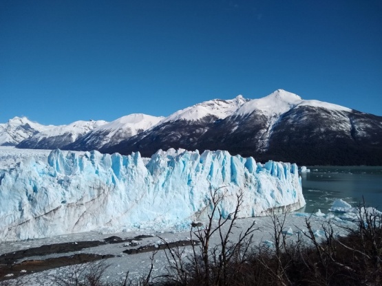 El Perito Moreno aún lejos de una ruptura