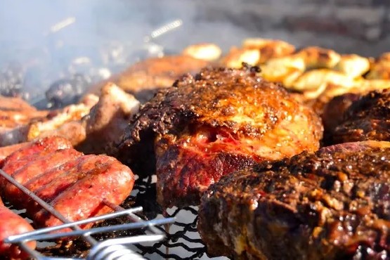 Un empleado municipal murió atragantado en un asado