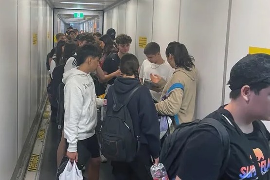 Regreso Seguro: cientos de menores argentinos fueron evacuados de Tel Aviv a Roma