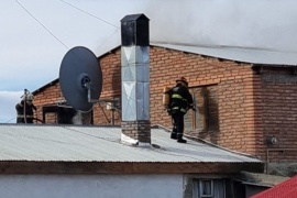 Bomberos sofocaron principio de incendio en una vivienda