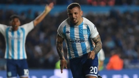 Racing le ganó a Boca. 