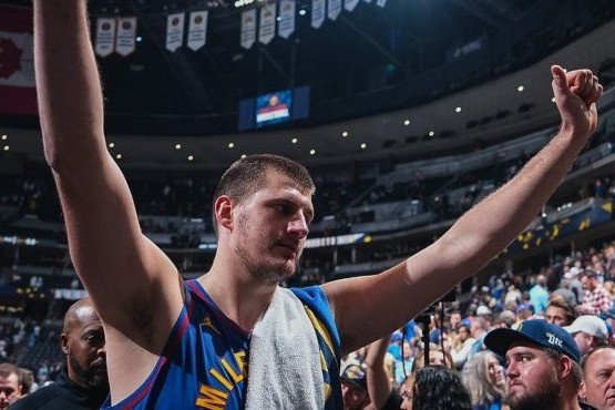 Arrancó la NBA: Denver Nuggets venció a Los Ángeles Lakers con Jokic encendido