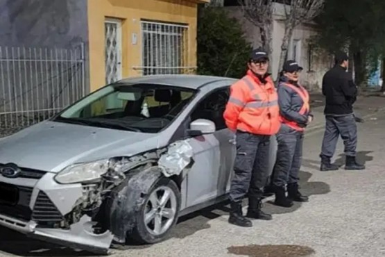 Produjo un choque en cadena y luego se dio a la fuga 