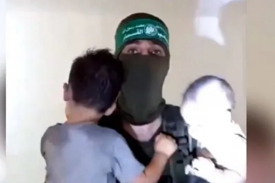 Hay un bebé argentino de 9 meses entre los rehenes de Hamás