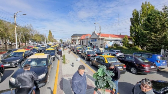 Desde el 1° de noviembre aumentan los precios de los taxis en Río Gallegos: los detalles