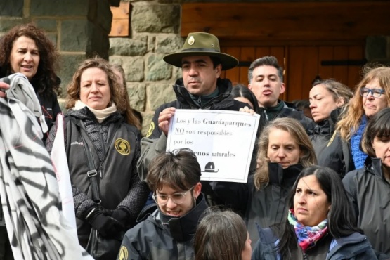 Se realiza una jornada de apoyo a favor de los guardaparques procesados