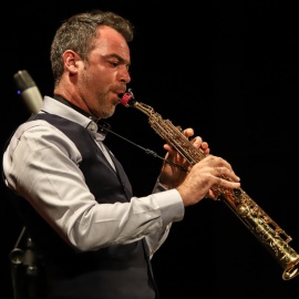Reconocido saxofonista Emiliano Barri dictará seminarios en Santa Cruz