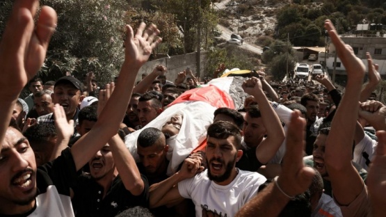 Unos 50.000 palestinos huyeron y la ONU advierte que los refugios están 