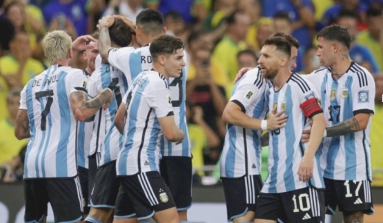 Argentina venció a Brasil en un clásico caliente por la represión policial