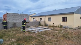 Bomberos intervienen en voladuras de techo