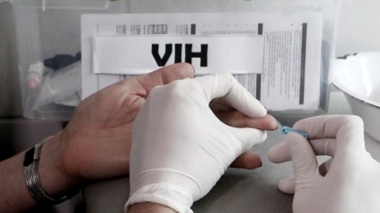 Casi la mitad de los diagnósticos de VIH se dan en forma tardía en Argentina