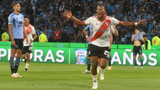 River derrotó agónicamente a Belgrano y llegó a semifinales