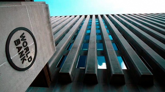 El Banco Mundial ofreció financiar programas sociales